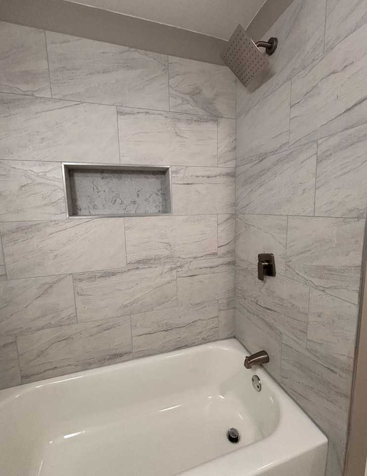 437 Vernon Ave - Photo 2 of 8