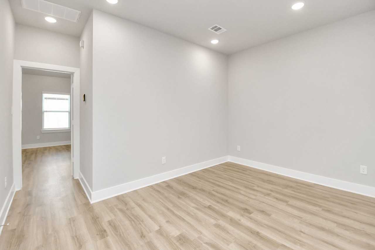 21034 Shore Oak Dr - Photo 6 of 41