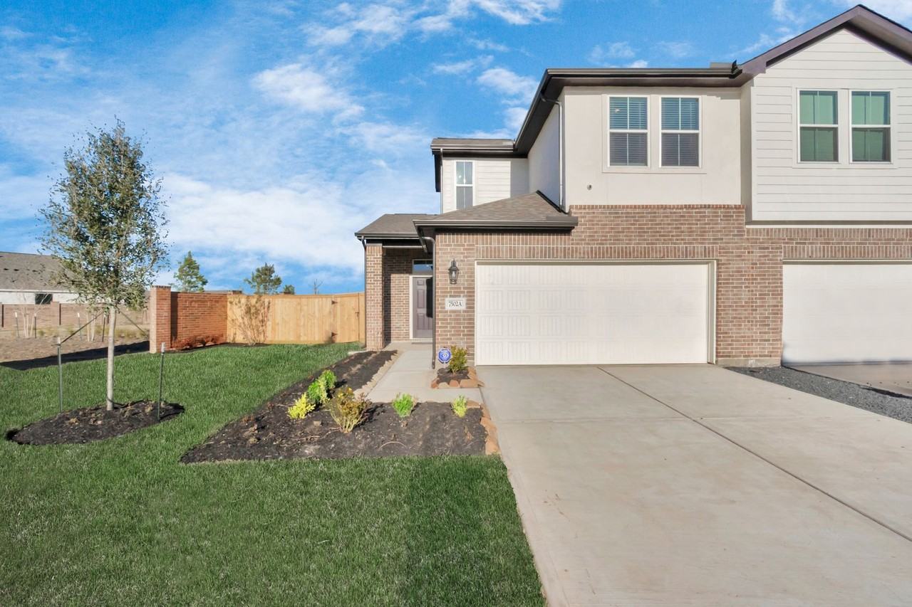 21010 Bay Village Dr - Photo 2 of 43