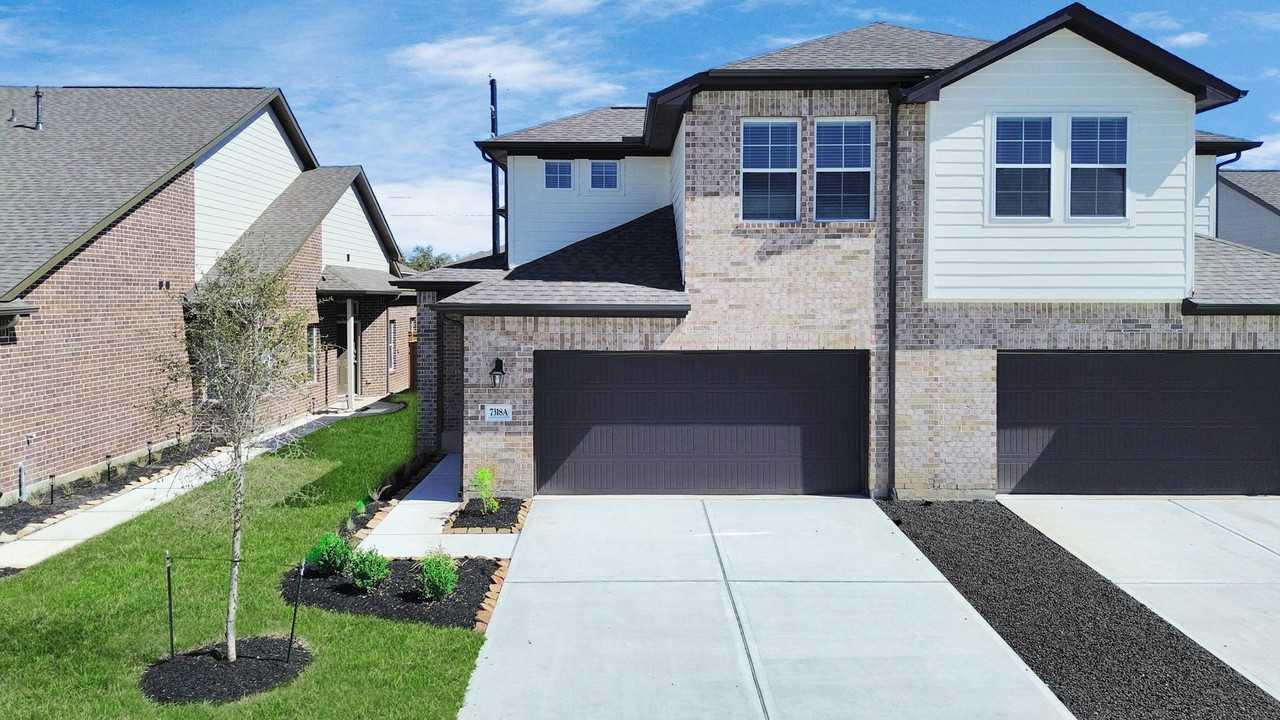21019 Bay Village Dr - Photo 3 of 40