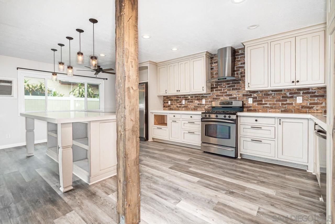 1319 Thermal Ave - Photo 4 of 17