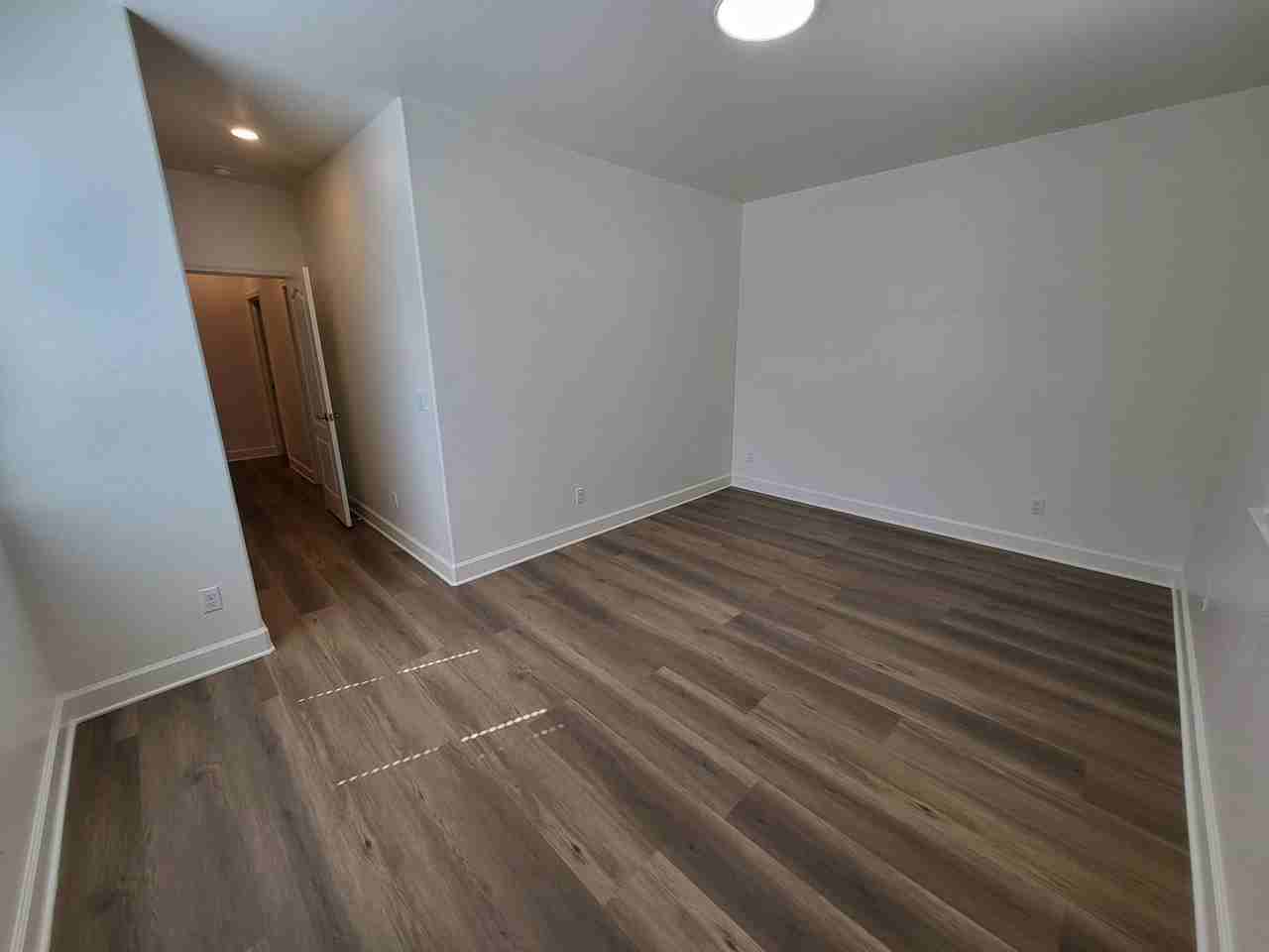 1147 Lahontan Dr - Photo 7 of 11