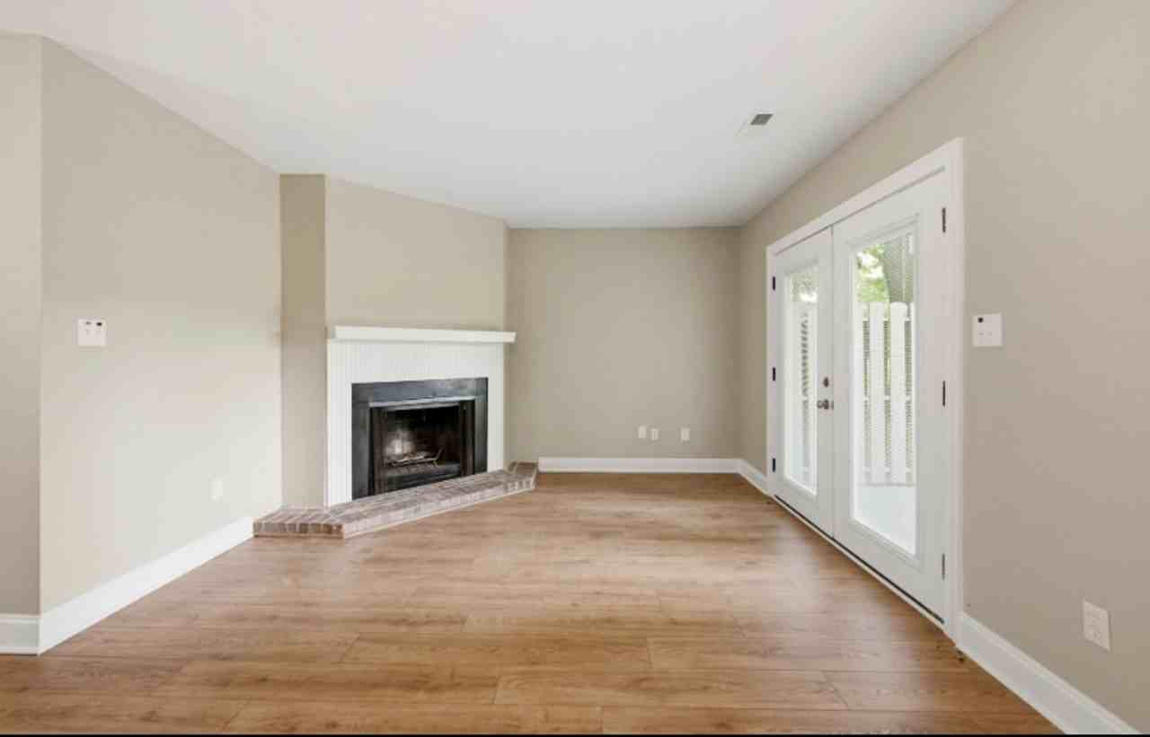 141 Quarterdeck Townes - Photo 7 of 23