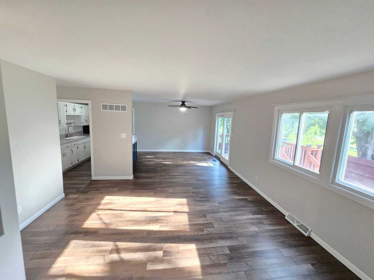 2025 Beck St - Photo 5 of 50