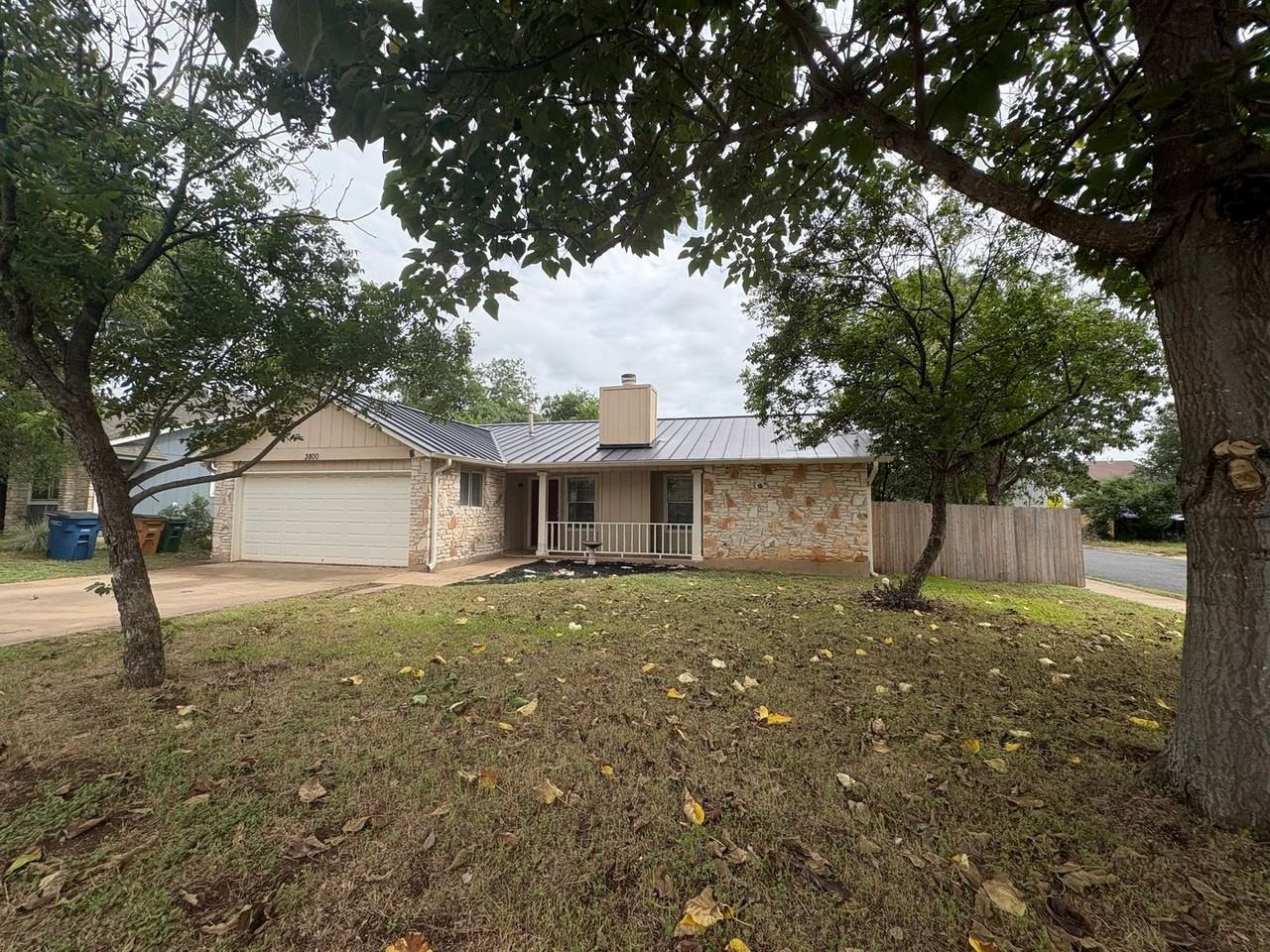 3800 Tattershall Ln - Photo 2 of 27