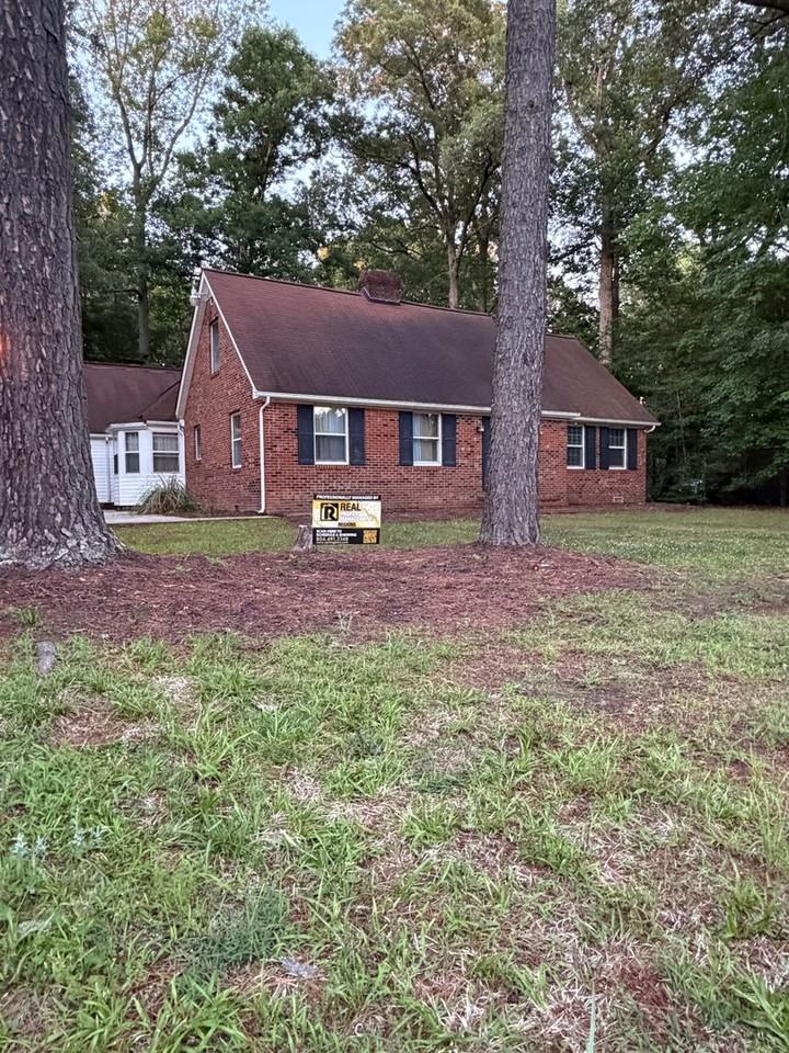 86 Venable Dr - Photo 3 of 30