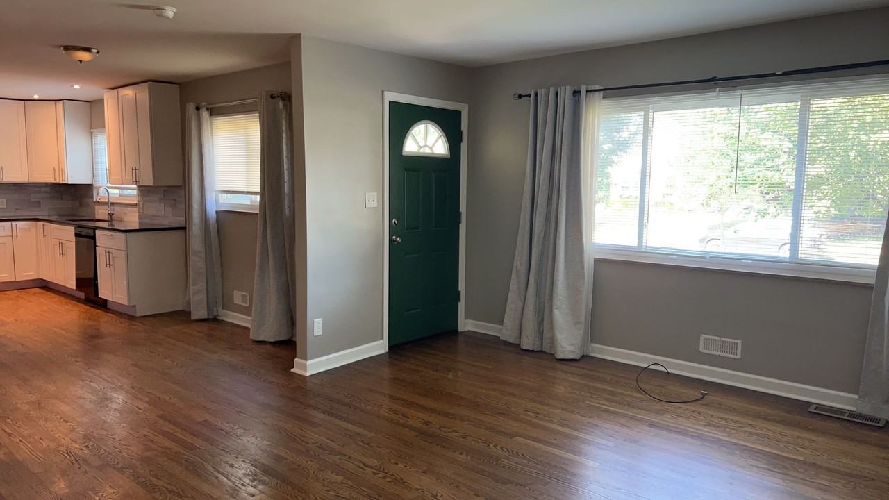 2772 Brandon Rd - Photo 4 of 24