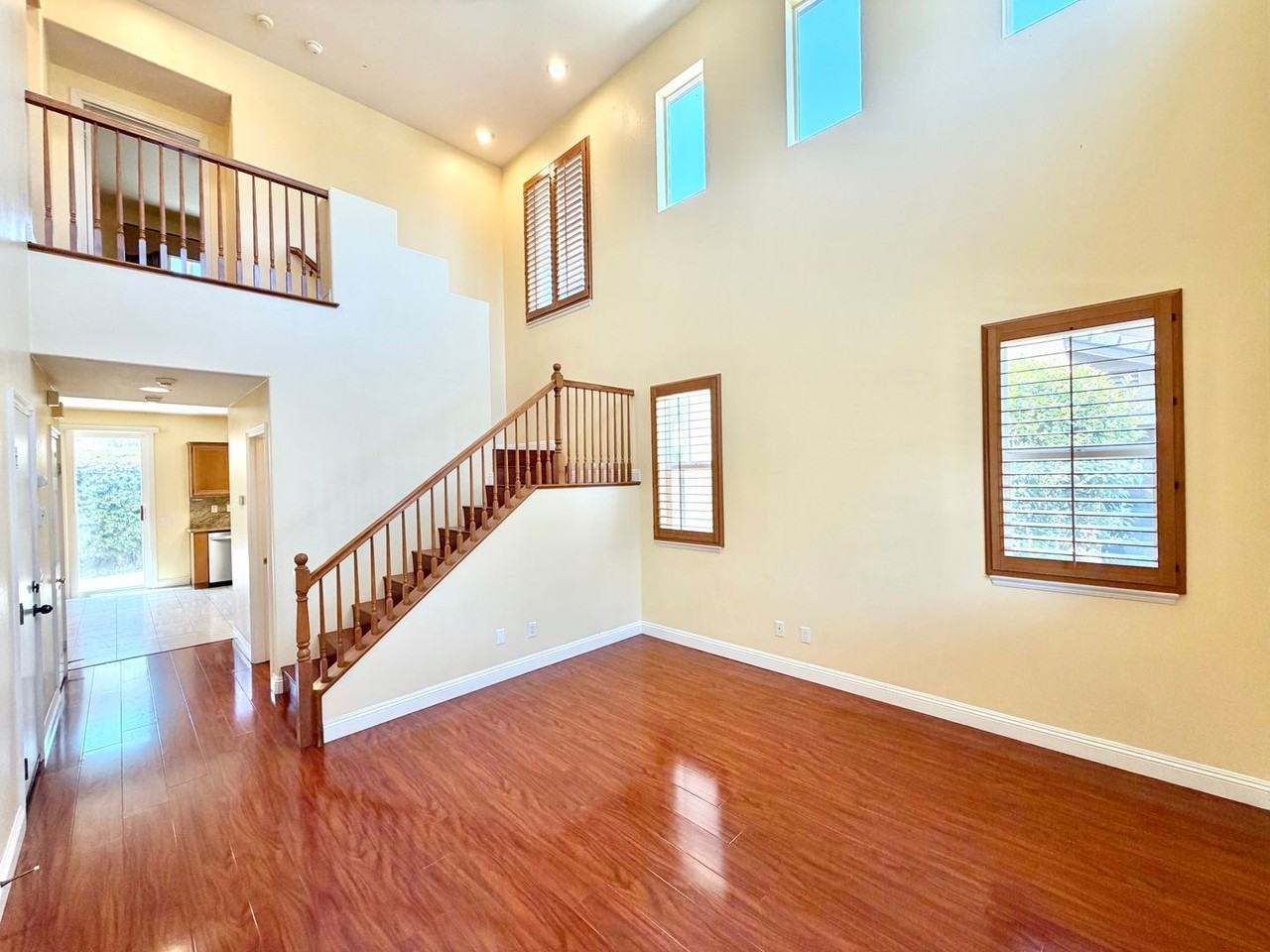 31165 Hidden Lake Rd - Photo 5 of 35