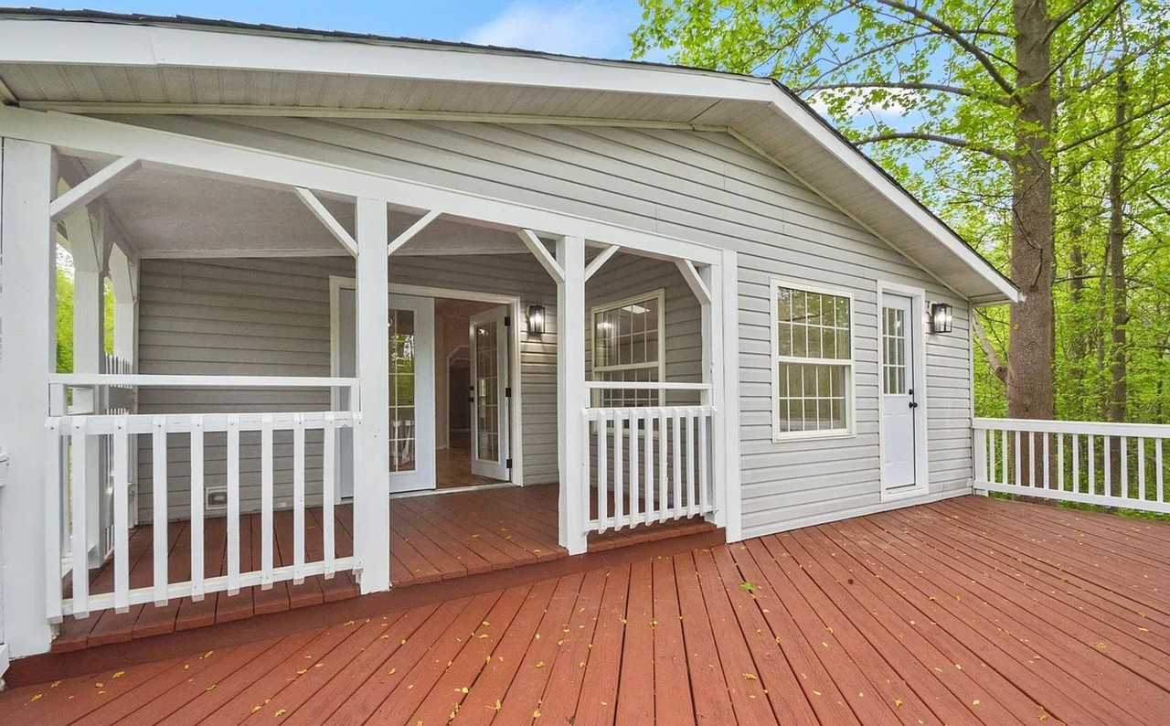7254 Lipscomb Rd - Photo 4 of 29