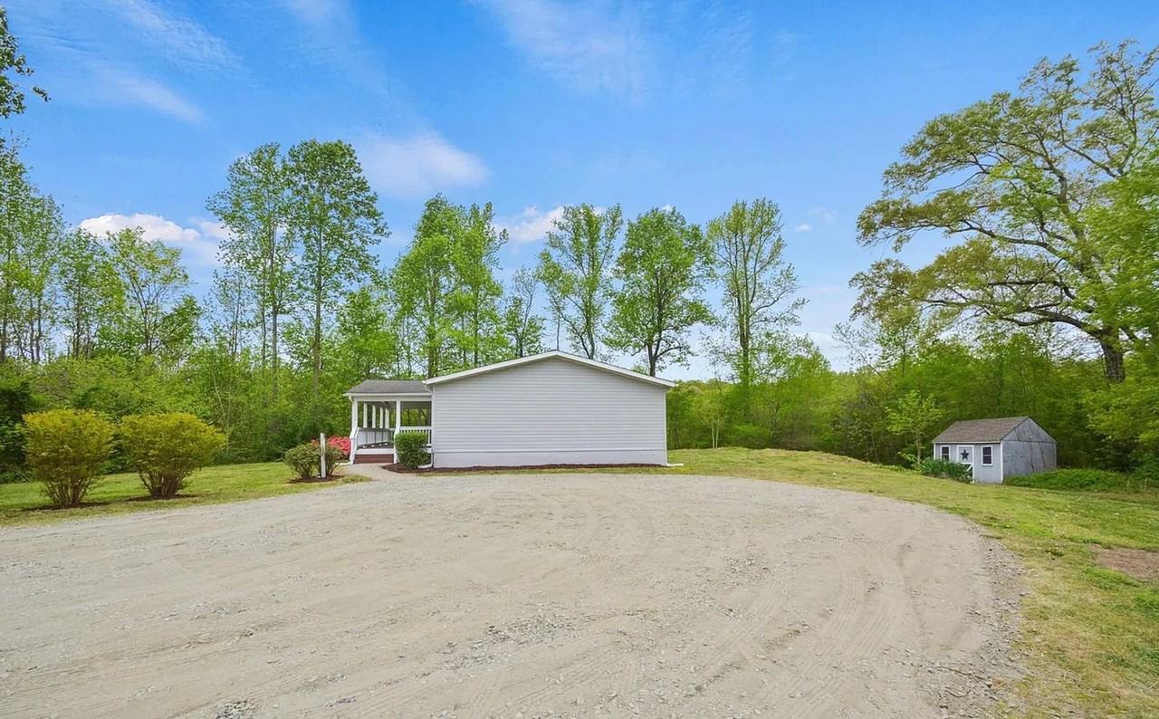 7254 Lipscomb Rd - Photo 6 of 29