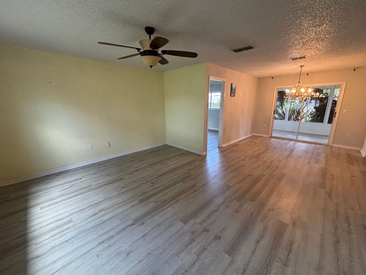6366 Sw 115th Street Rd - Photo 5 of 34