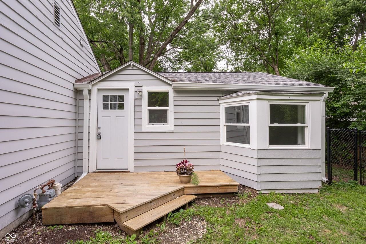 5108 Sunny Meade Ln - Photo 2 of 35