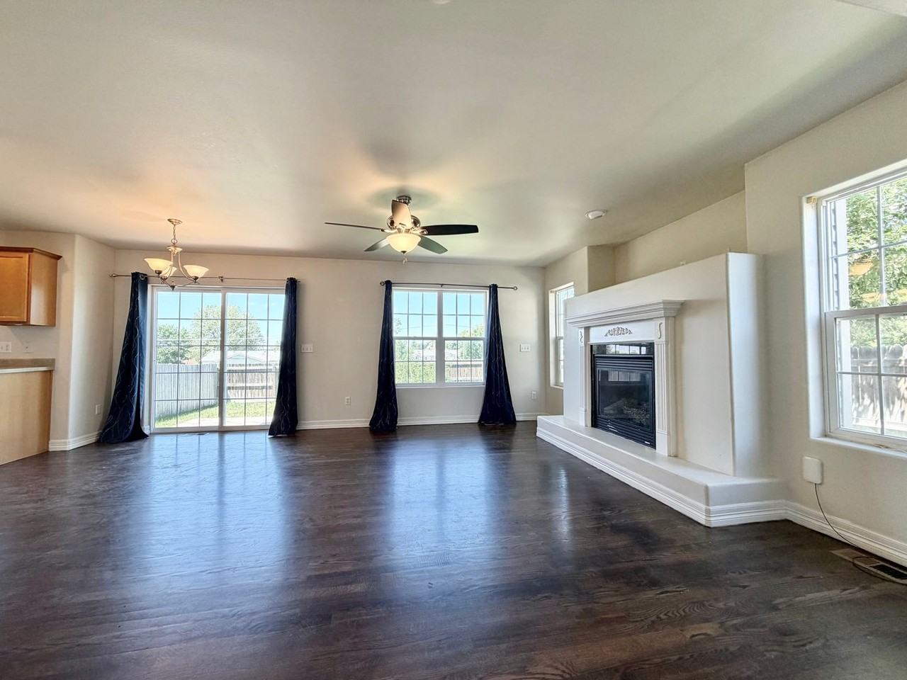 4608 Garnet Way - Photo 4 of 28