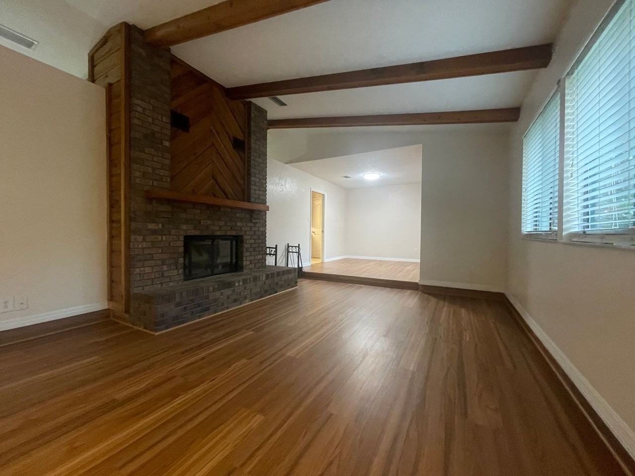 3810 Nw 28th Ter - Photo 2 of 17