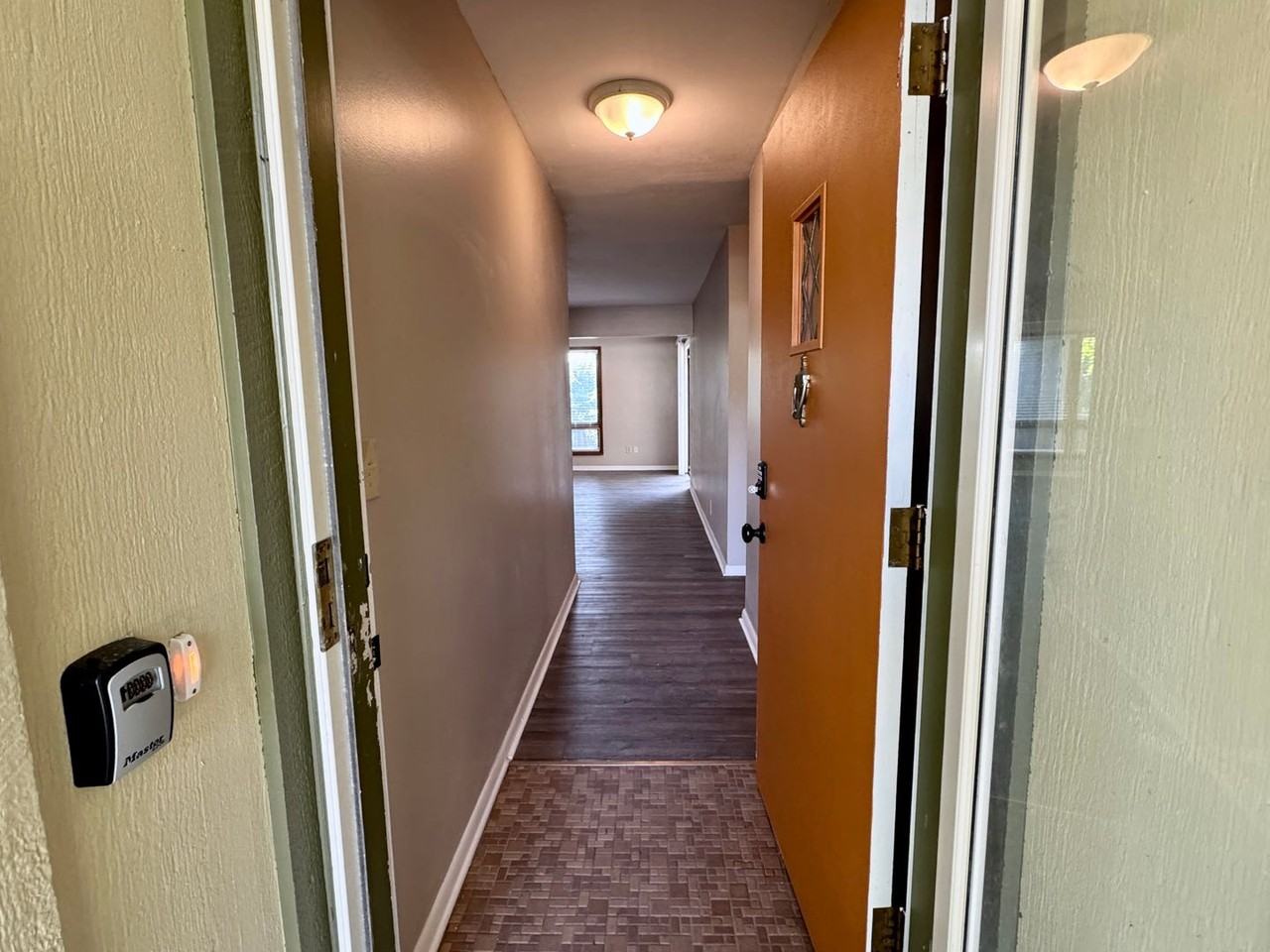 5007 S Fuller Ave - Photo 2 of 29