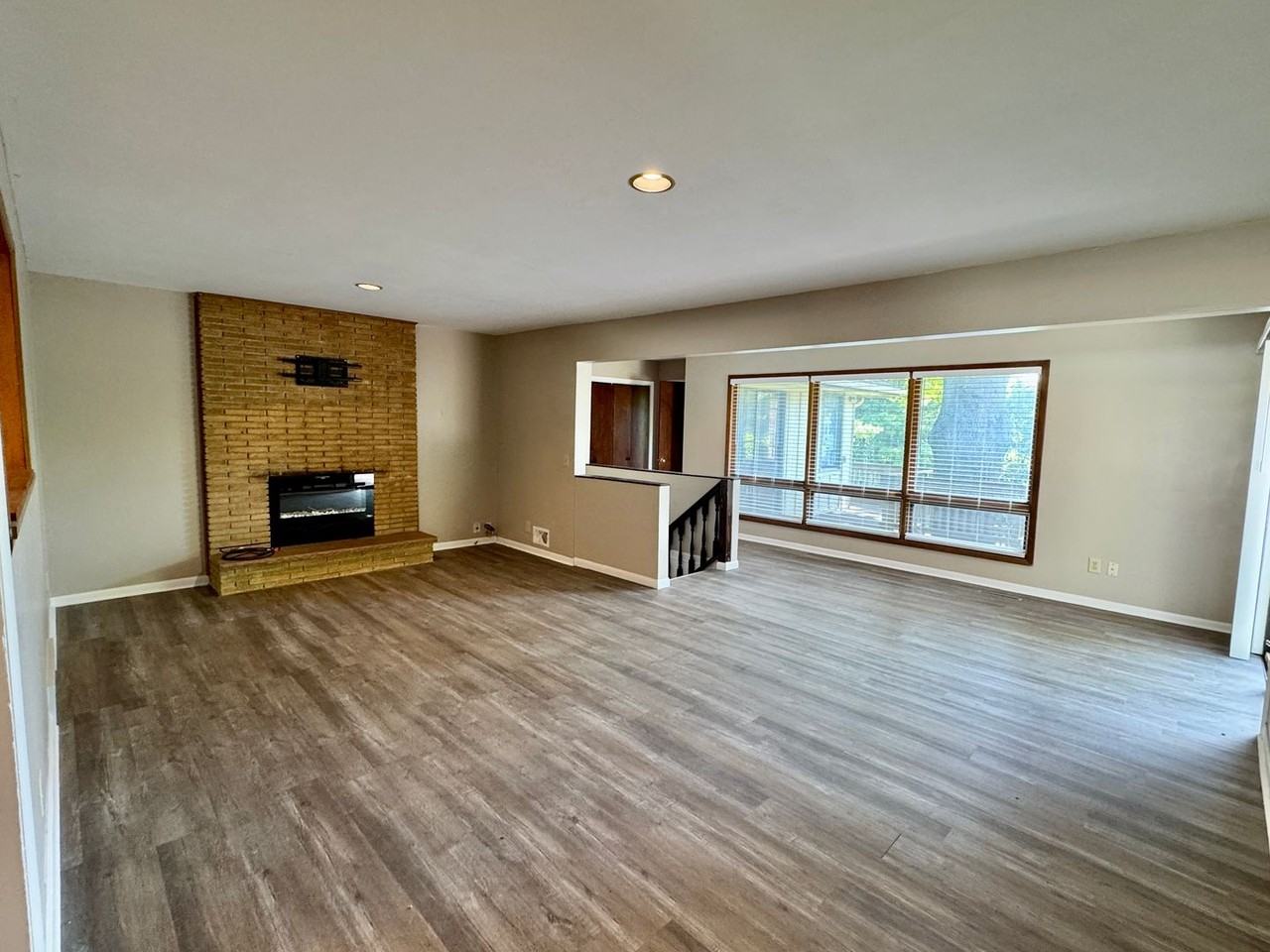 5007 S Fuller Ave - Photo 3 of 29