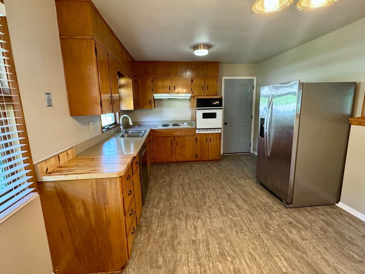 5007 S Fuller Ave - Photo 6 of 29