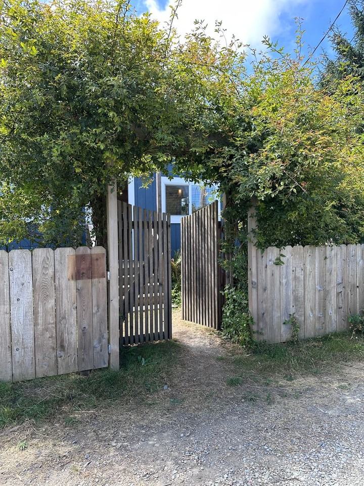 1776 Lime Ave - Photo 2 of 31