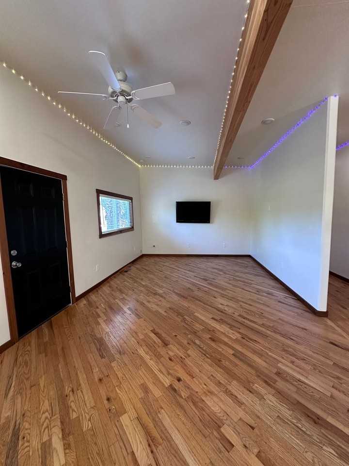 1776 Lime Ave - Photo 6 of 31