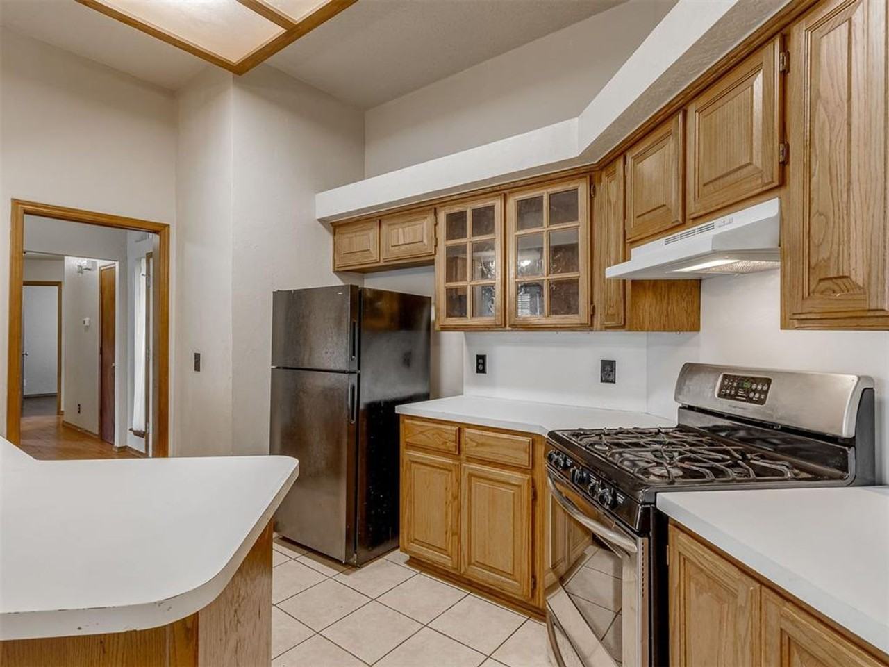 1019 Pruett Dr - Photo 3 of 29
