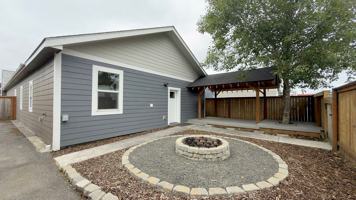 featured image of 138 S Main Ave #B