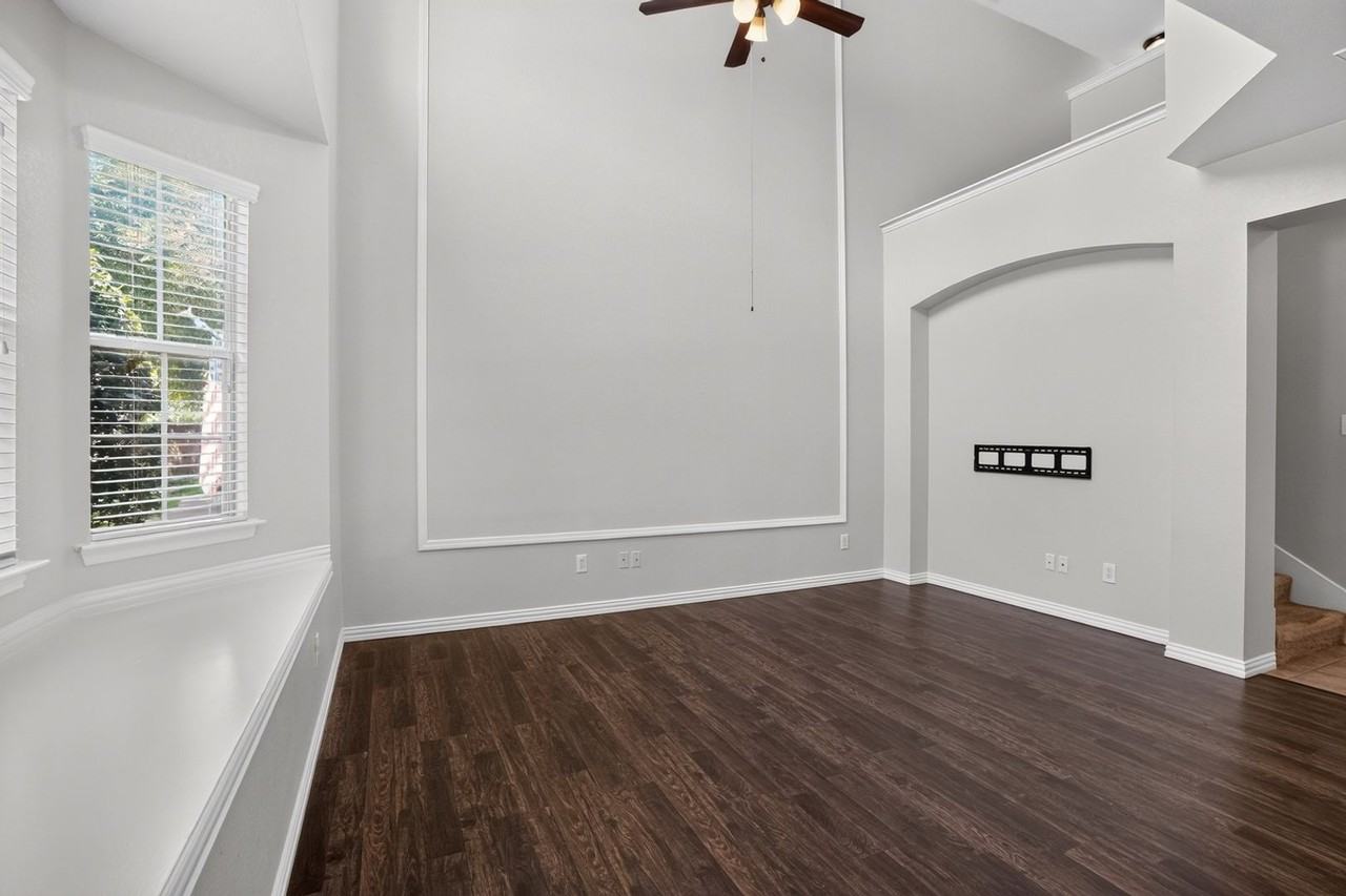 3112 Bedford Rd - Photo 3 of 34