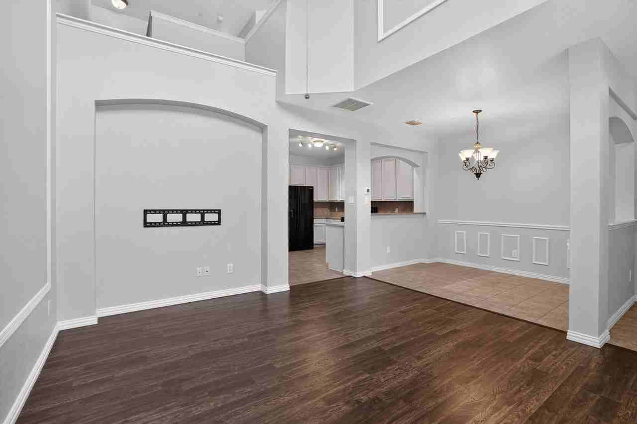 3112 Bedford Rd - Photo 5 of 34