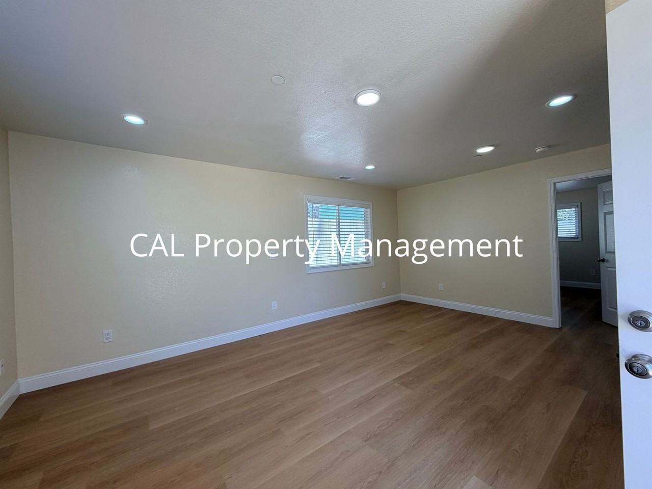 245A Maple St - Photo 2 of 17