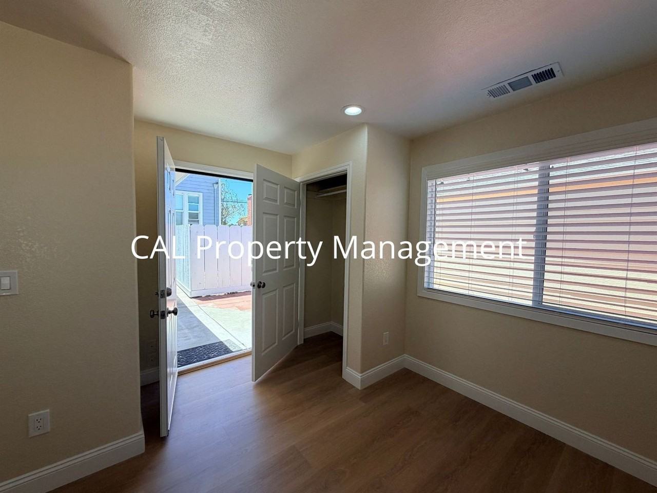 245A Maple St - Photo 3 of 17