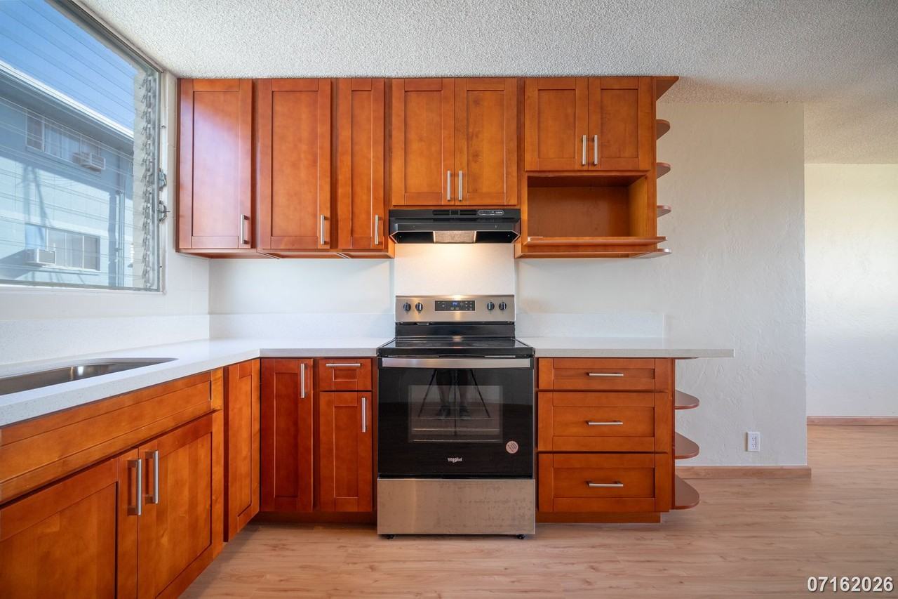 94-054 Leolua St #208 - Photo 5 of 18