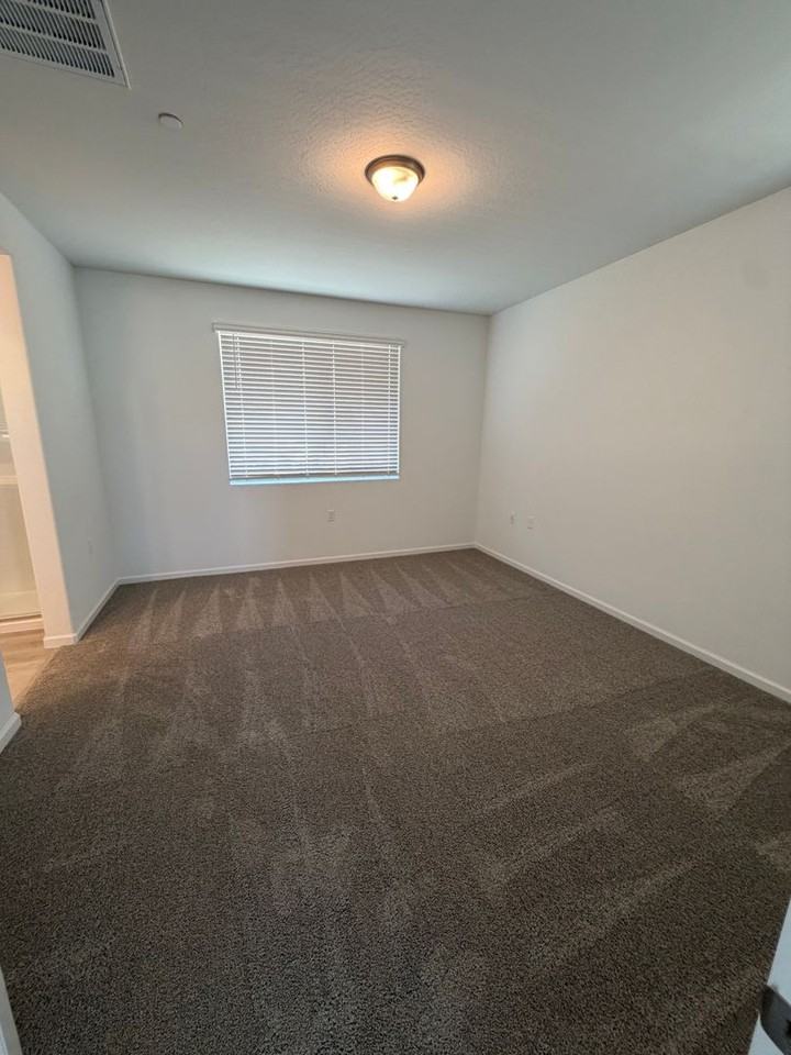 3021 N Monarch St - Photo 7 of 12