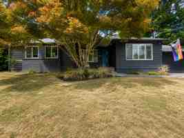 featured image of 4923 Sw Lowell St