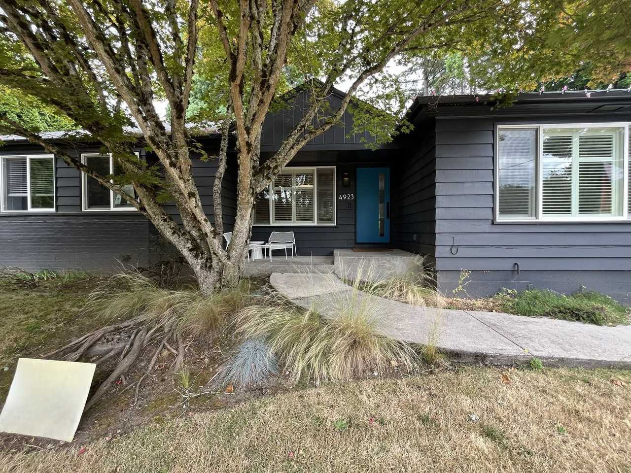4923 Sw Lowell St - Photo 2 of 50