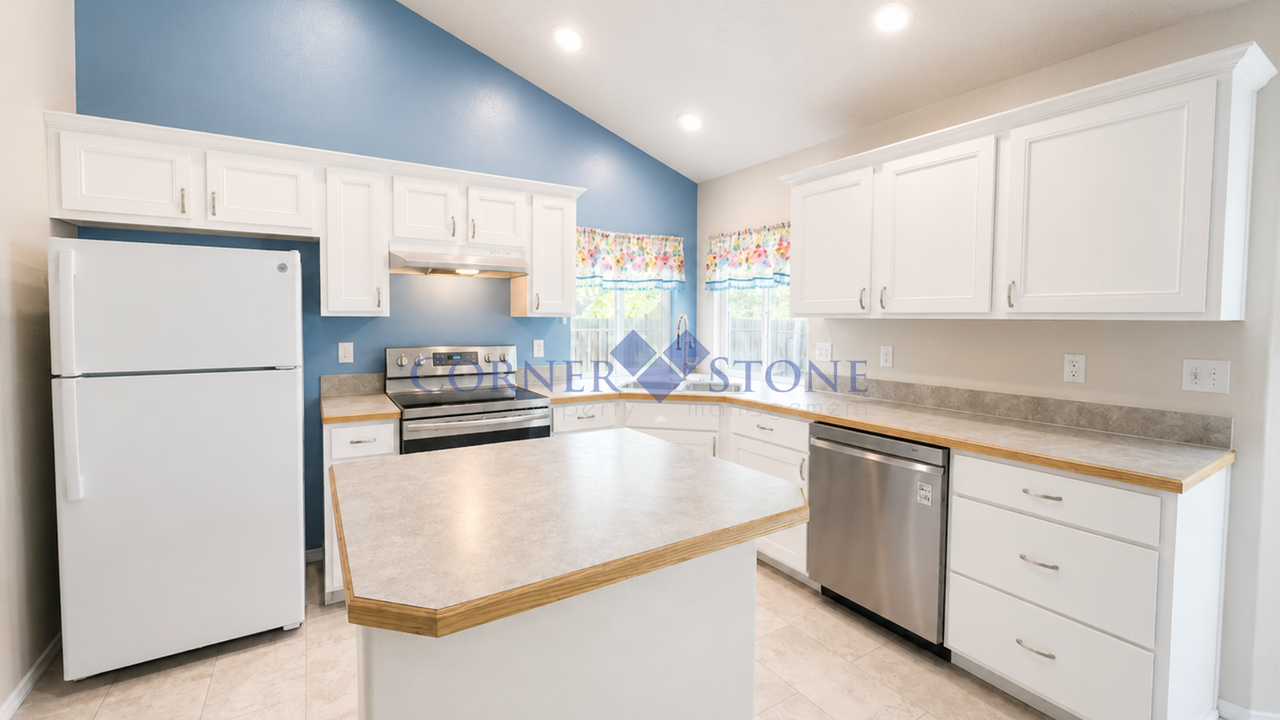 8179 E Portage St - Photo 7 of 22