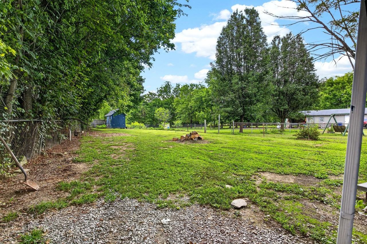 2713 Spring Place Rd Se - Photo 7 of 31
