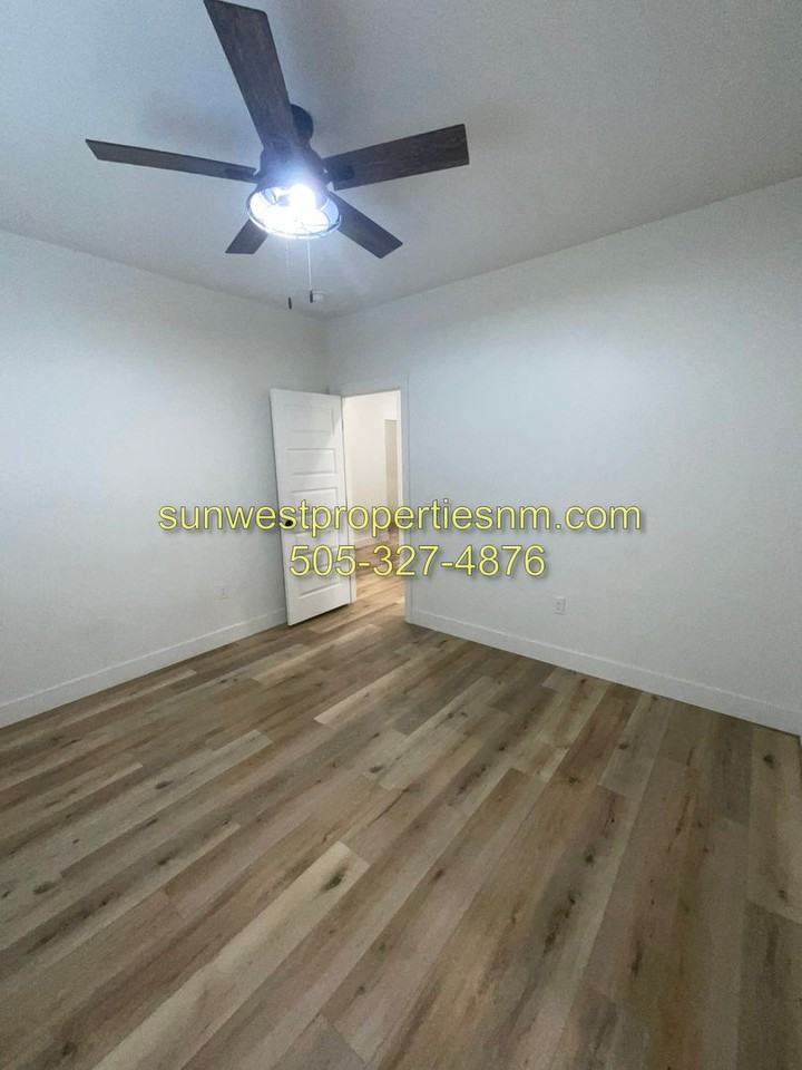 5600 The Greens Ct - Photo 7 of 44