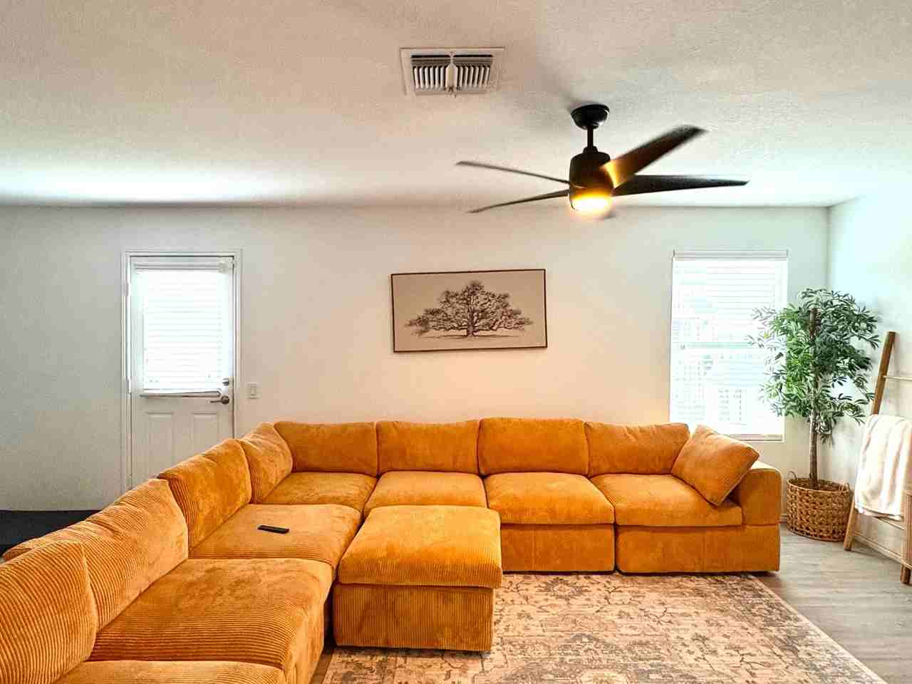4011 Imogene Ivy - Photo 3 of 11