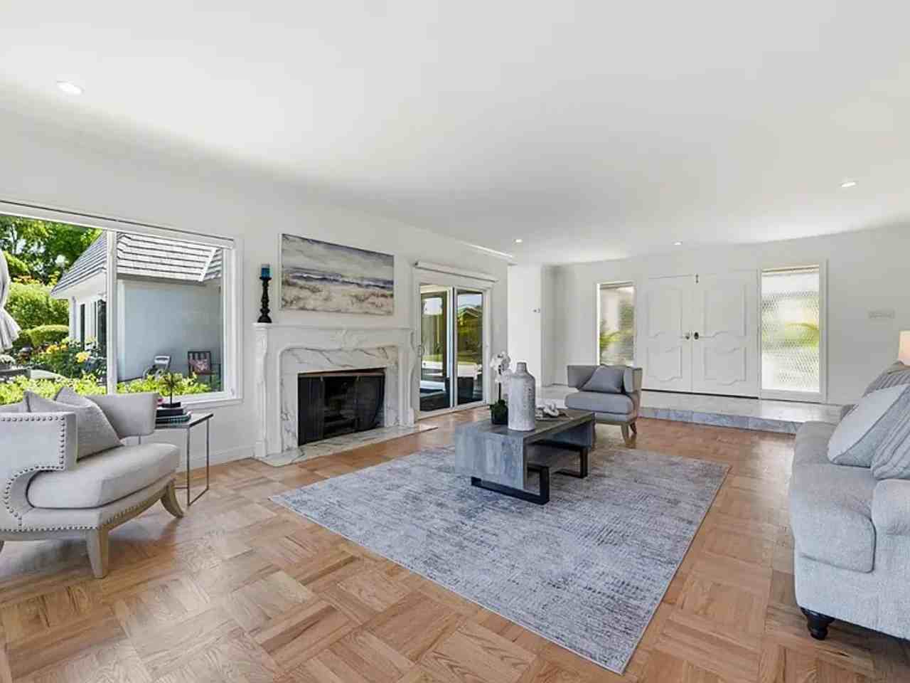 2140 Carmelita Ave - Photo 5 of 47