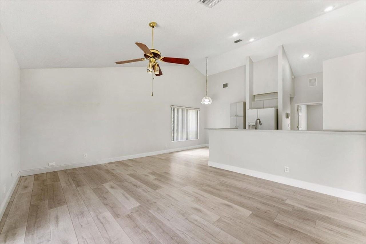 5809 Sun Pointe Cir - Photo 6 of 17