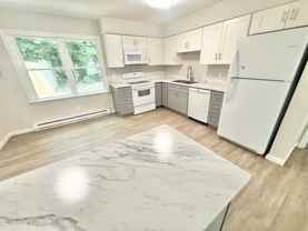 1820 Parkview Avenue - Photo 1 of 1
