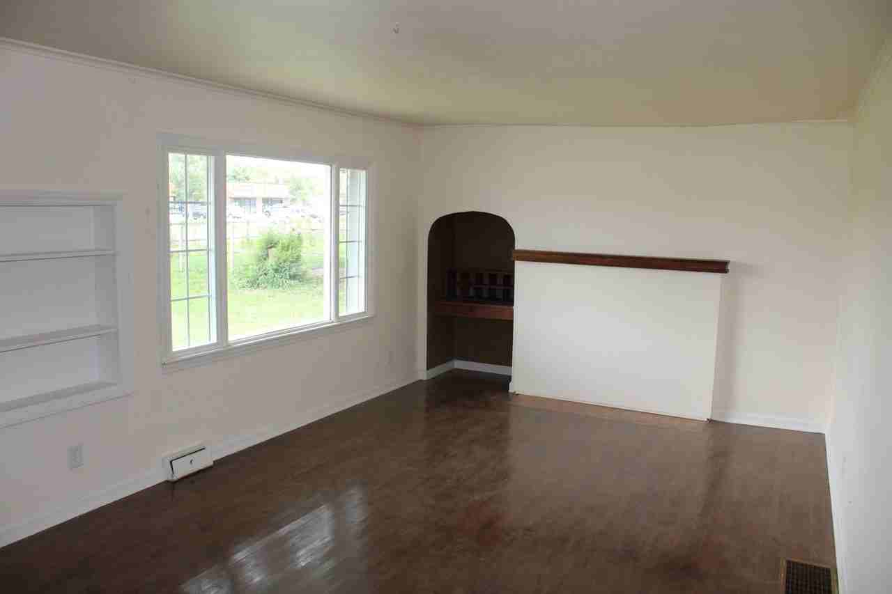 8840 E Us Highway 24 - Photo 2 of 10