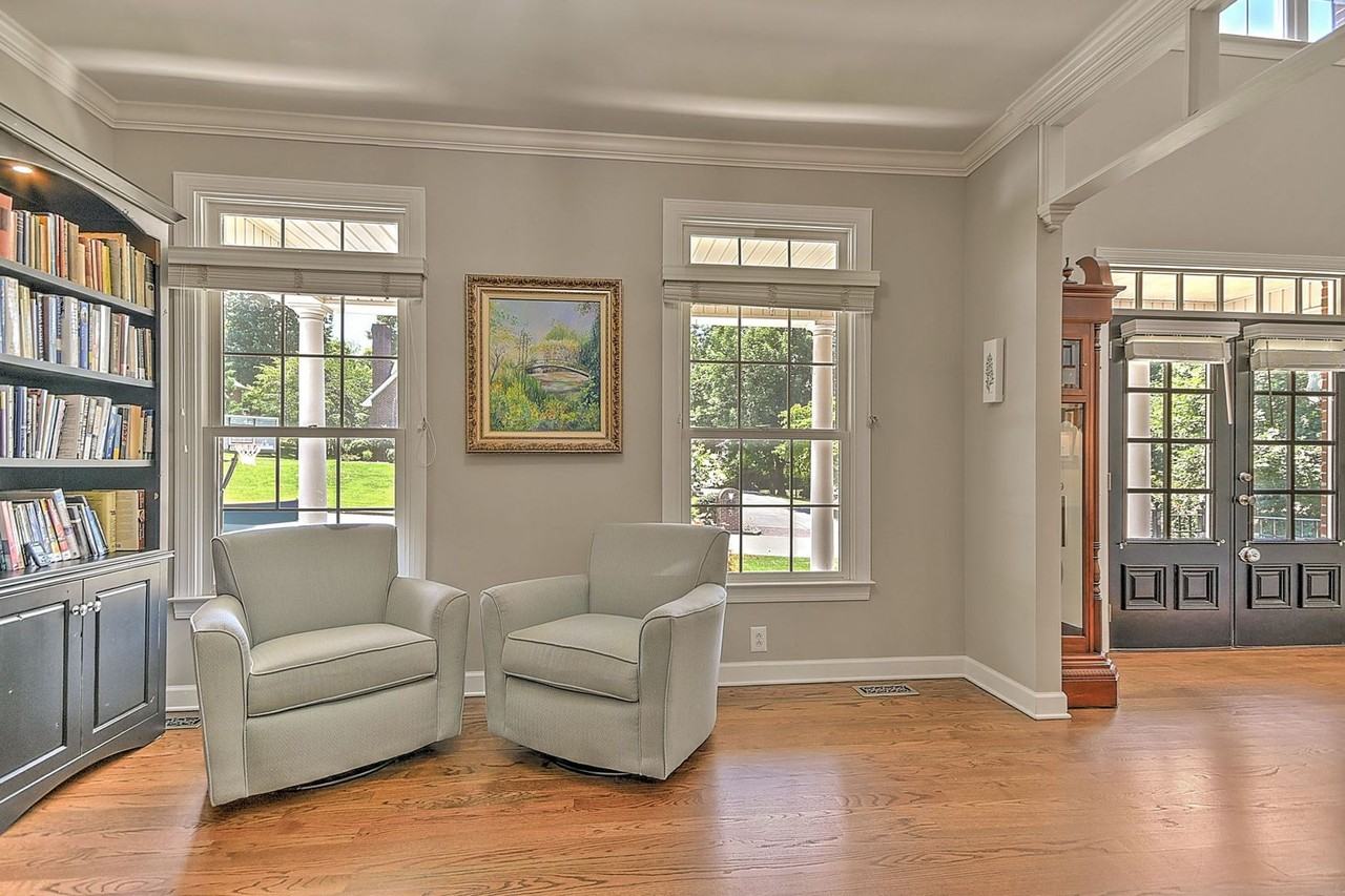 9 Wayland Ct - Photo 6 of 50