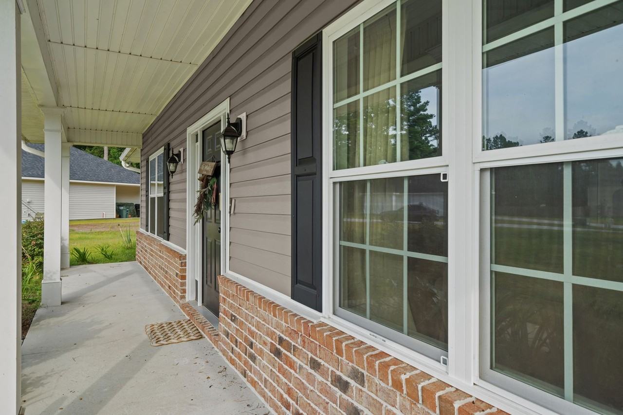 118 Ne Clay St - Photo 4 of 39