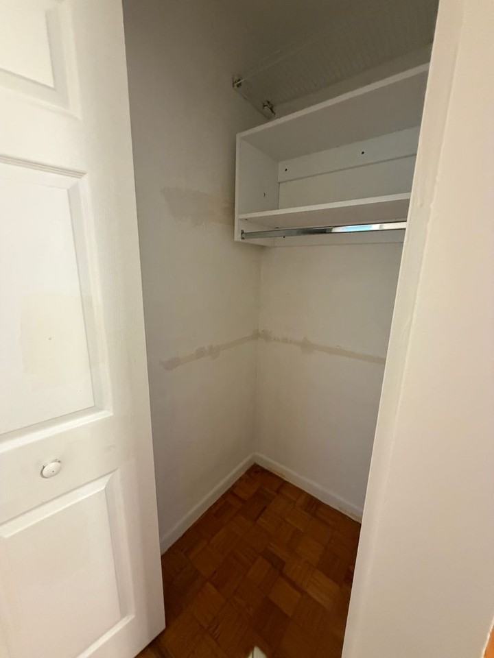85 Sutherland Rd #5 - Photo 4 of 10