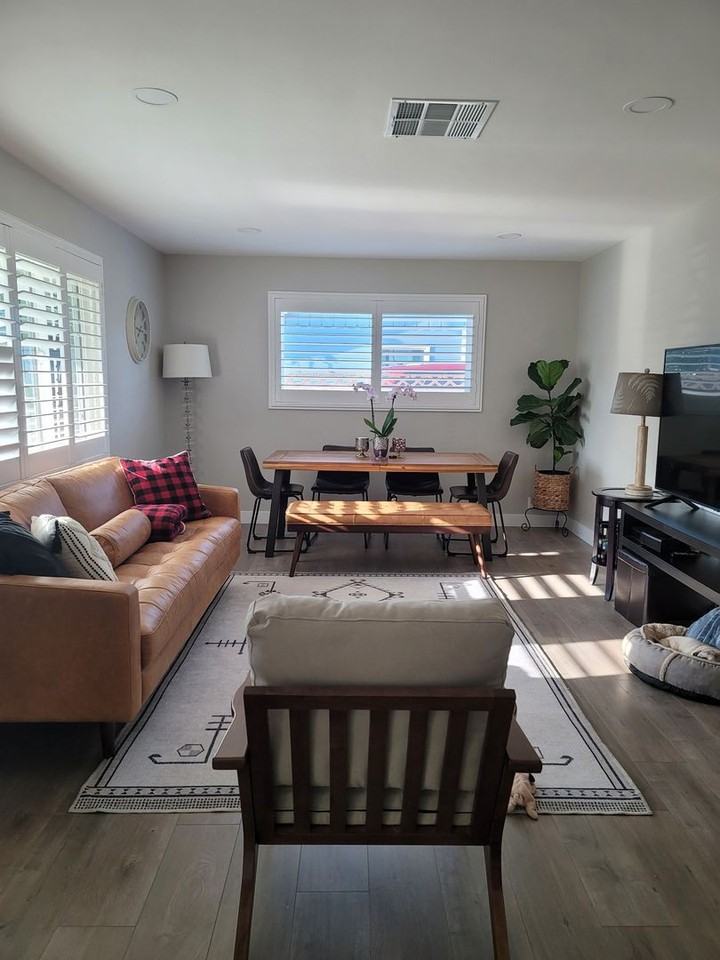 1218 S Golden West Ave - Photo 4 of 11