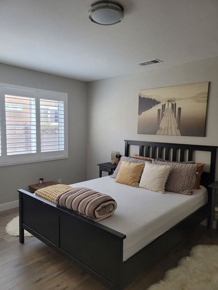 1218 S Golden West Ave - Photo 7 of 11