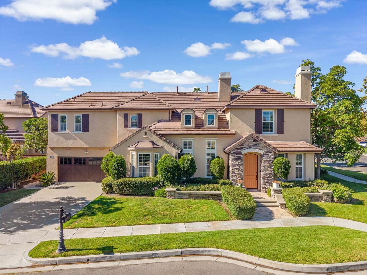15 Tether Moon Ln - Photo 4 of 50