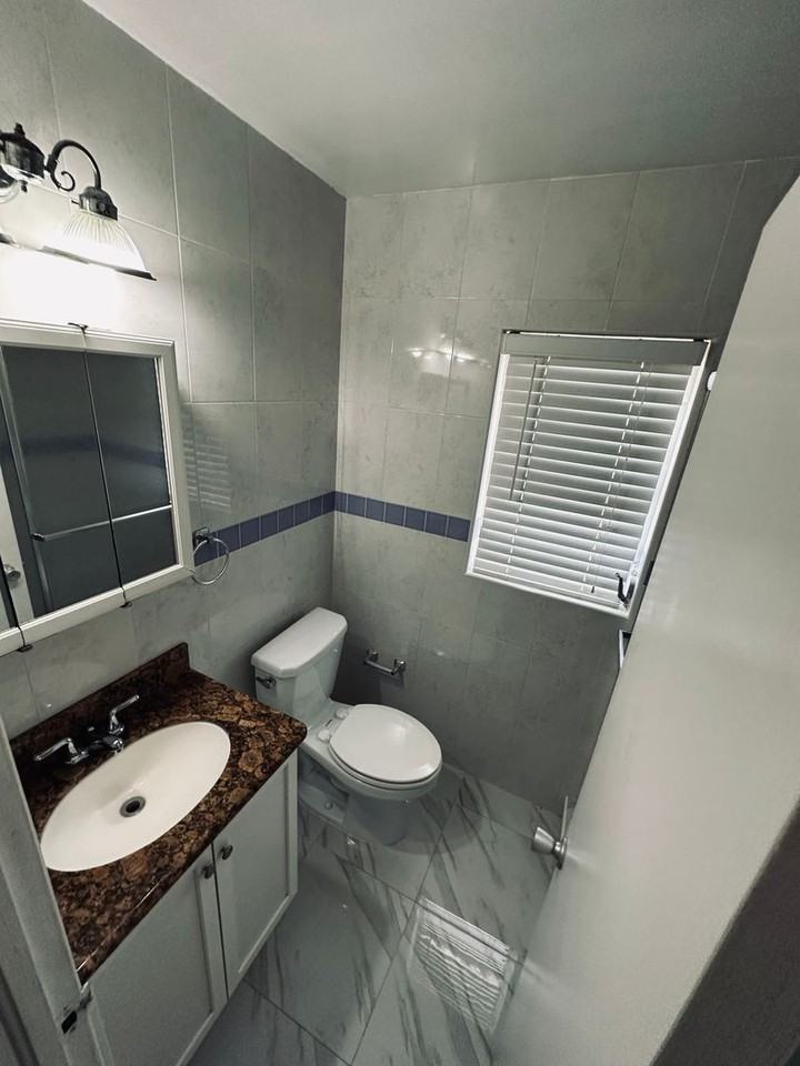 1010 S Miramar Ave #W - Photo 2 of 3
