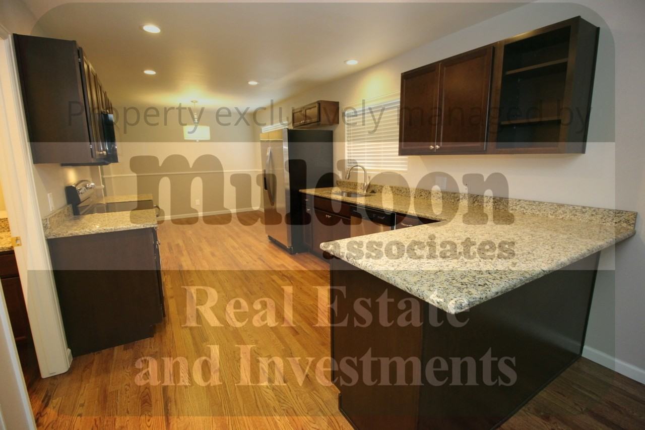3460 Antero Dr - Photo 5 of 10