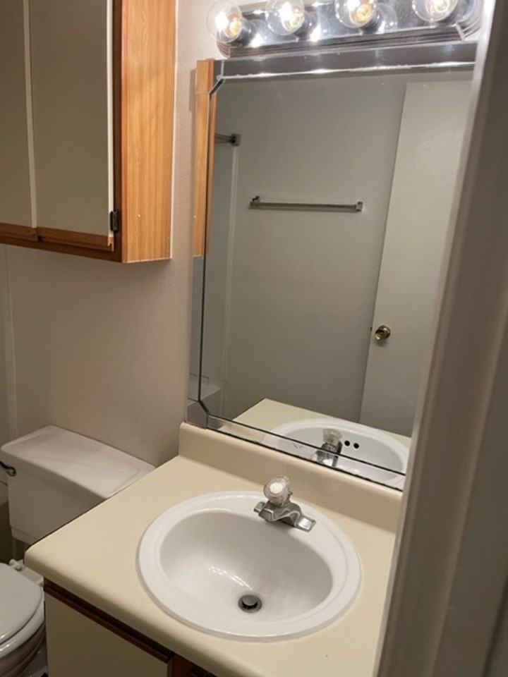 635 Buoy Ln - Photo 7 of 28